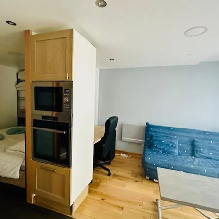 Апартаменты Practical Studio In The Heart Of La Rochelle Ла-Рошель