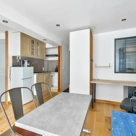 Ideal Location For Pleasant Apartment *